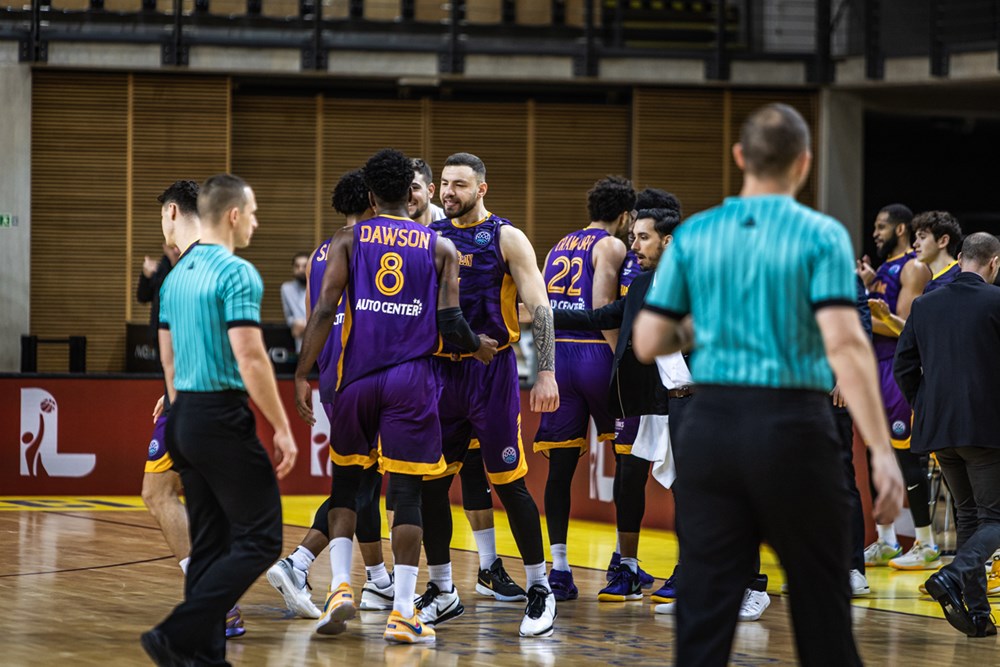 צ'מפיונס: חולון עלתה לשלב הבתים השני