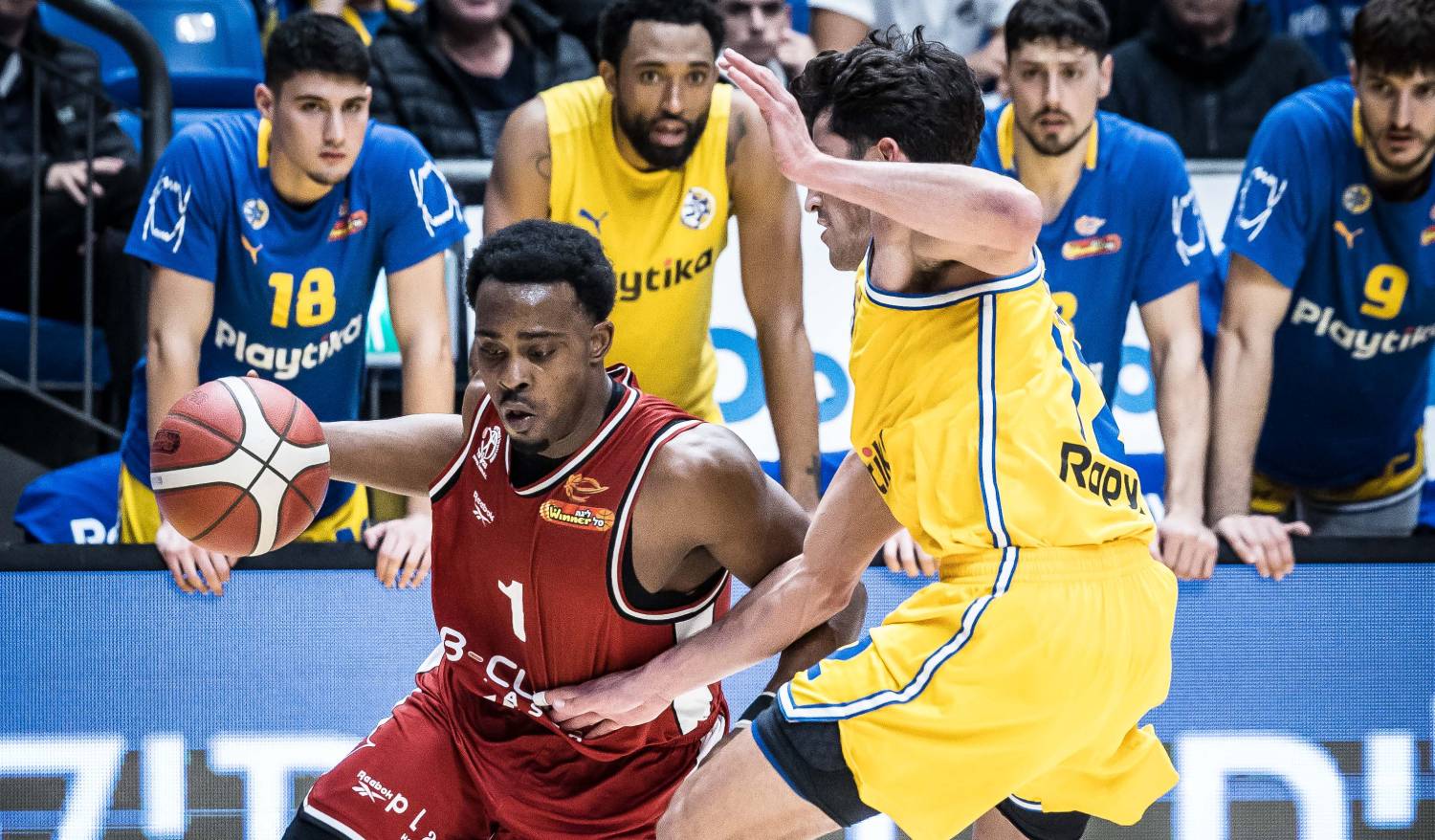 צפו: ערב אישי מרשים לאנתוני היקי