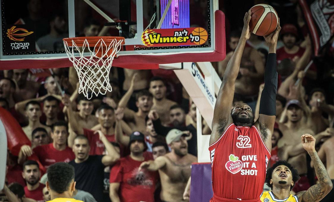 צפו: "הצ'יף" הכריע את הדרבי במאני טיים