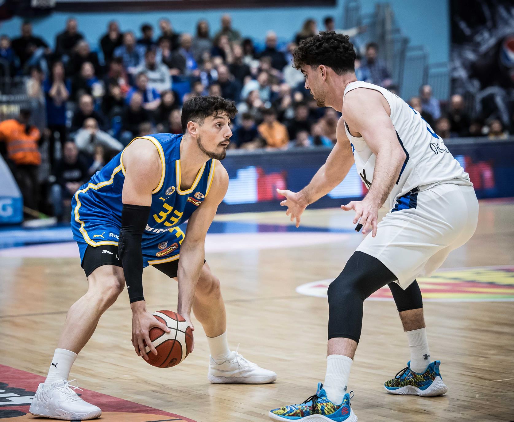 מחלקת התאוששות: הצהובים נשארו בפסגה