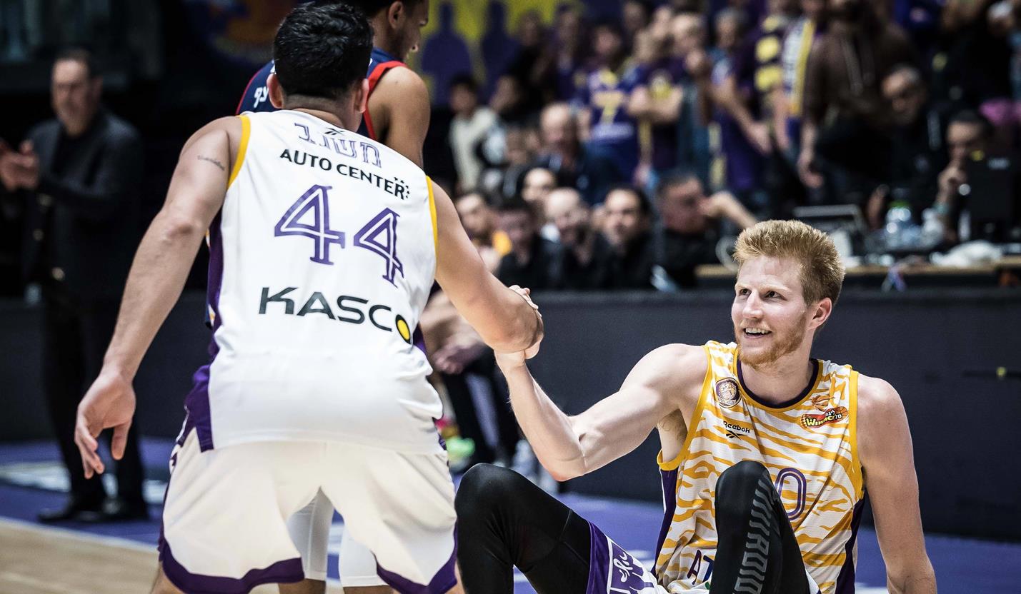 האלופה שמרה על הבית מול קריית אתא