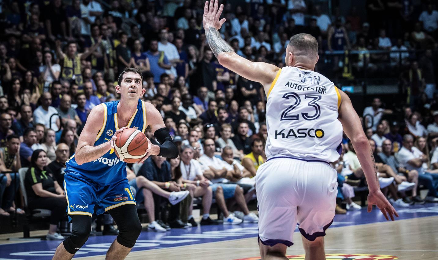 צפו: ג'ייק כהן מוכן לסדרת גמר הפלייאוף