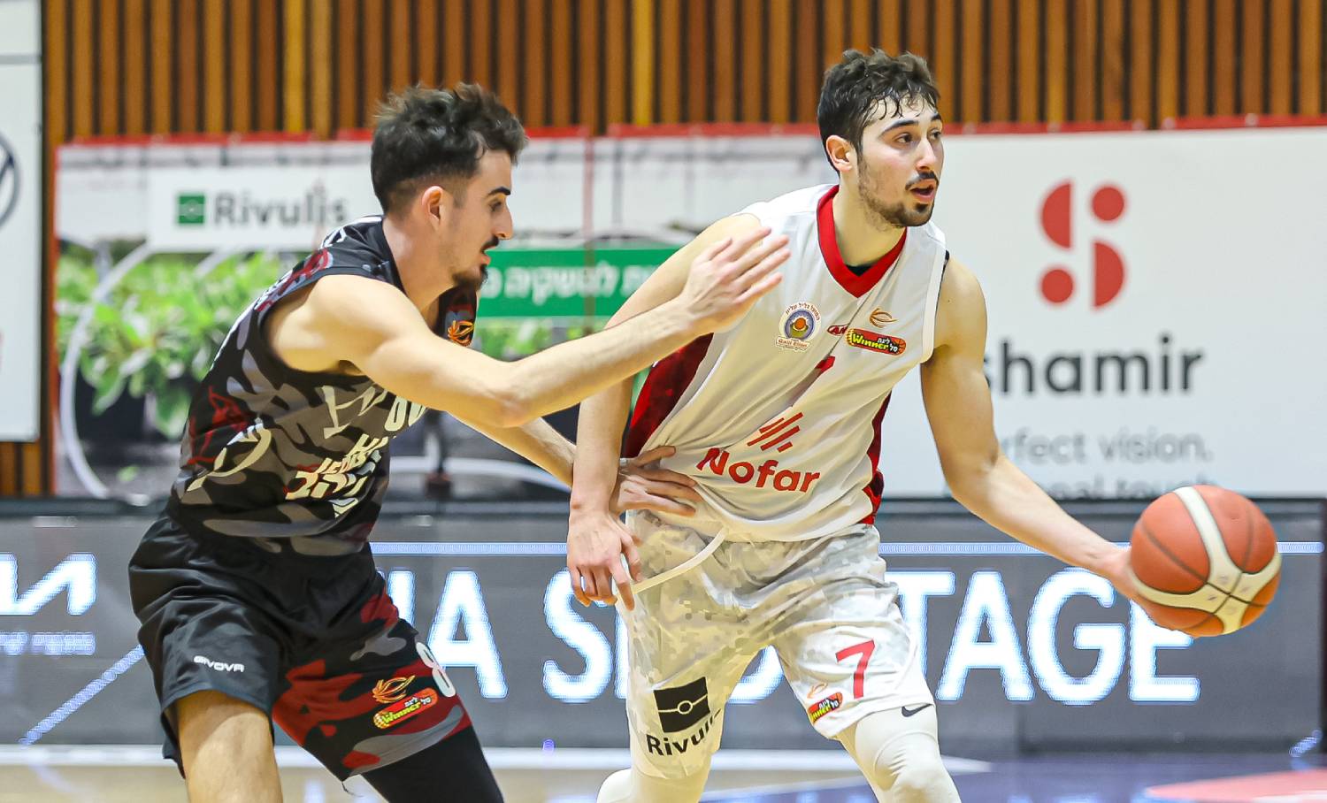 צפו: מושקוביץ ממשיך לשבור שיאים