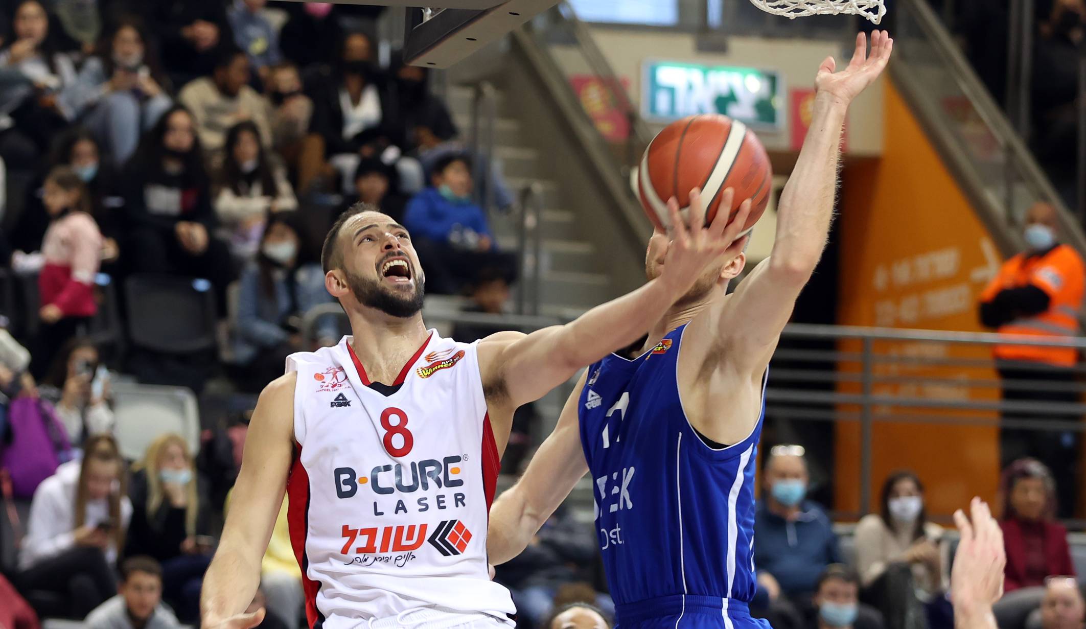 צפו: עמית שמחון התפוצץ מעבר לקשת