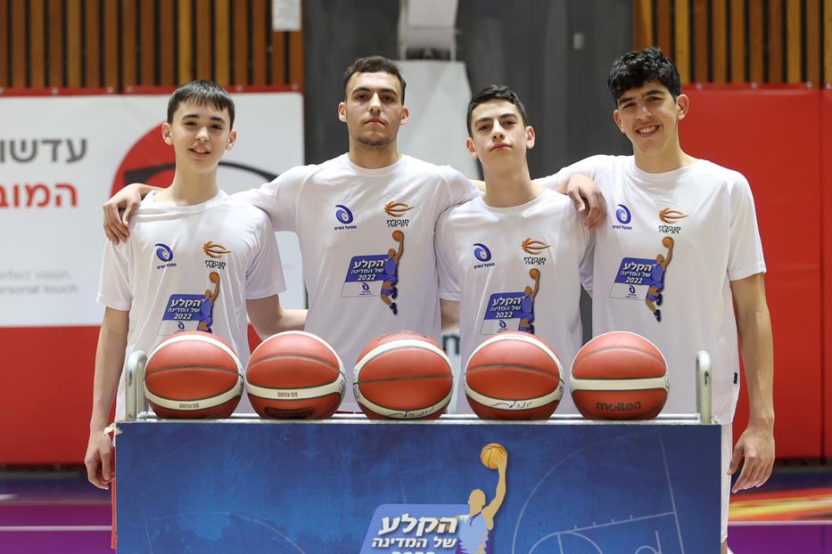 "הקלע של המדינה": הבנים-של כיכבו