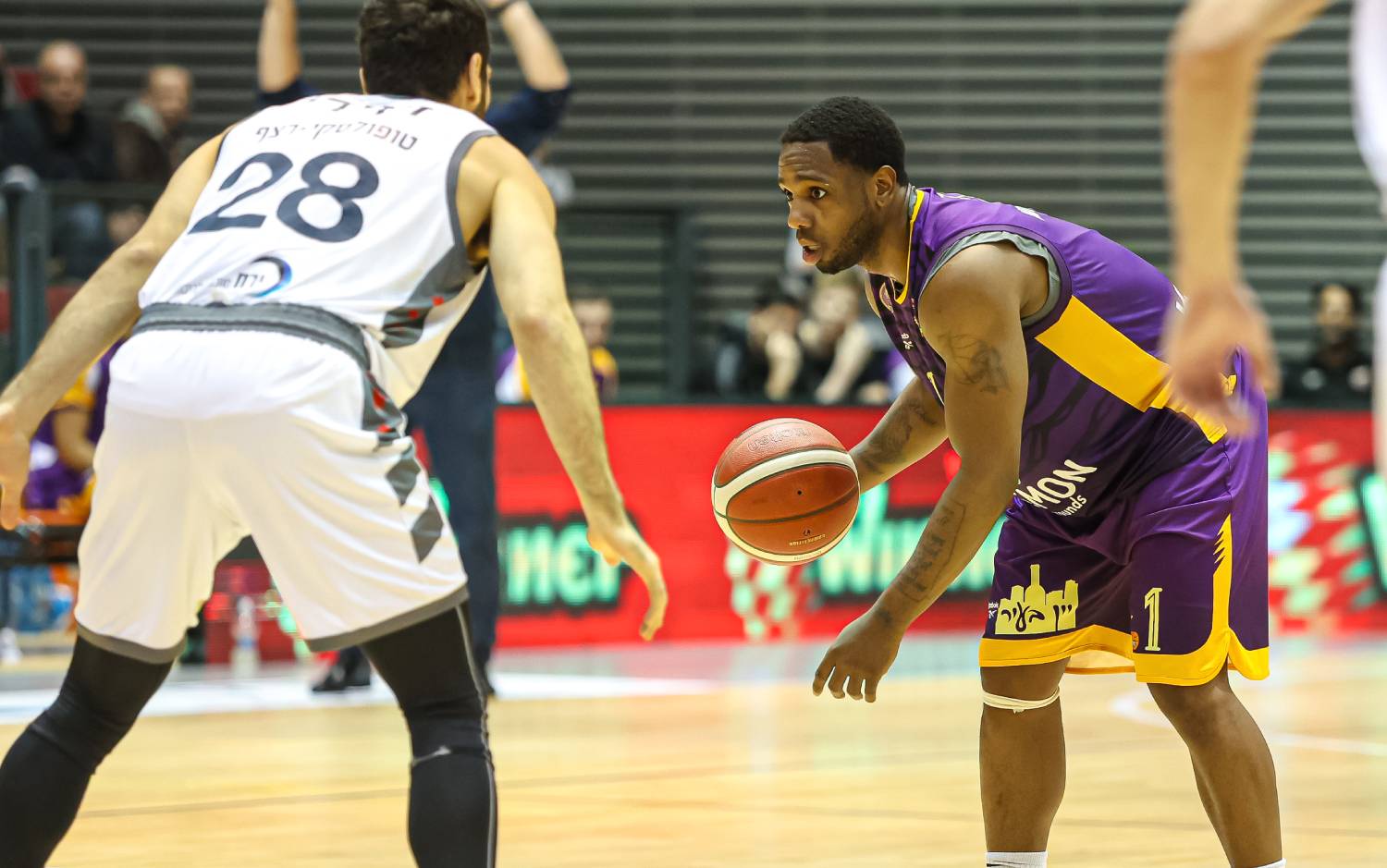 צפו: מחצית שנייה מדהימה לג'ו רגלנד