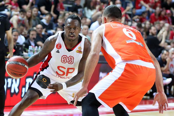 הפועל ת"א נעלה את המקום השביעי בטבלה