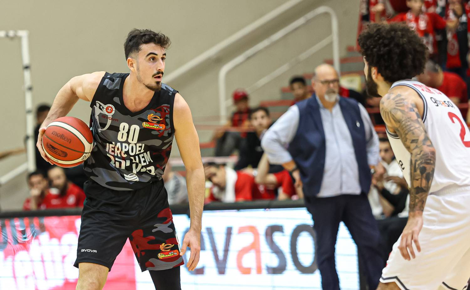 צפו: אור קורנליוס בלט מול האקסית