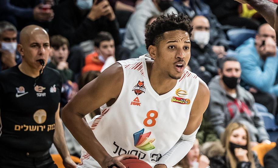 צפו: בראון נכנס מהר לעניינים בראשל"צ