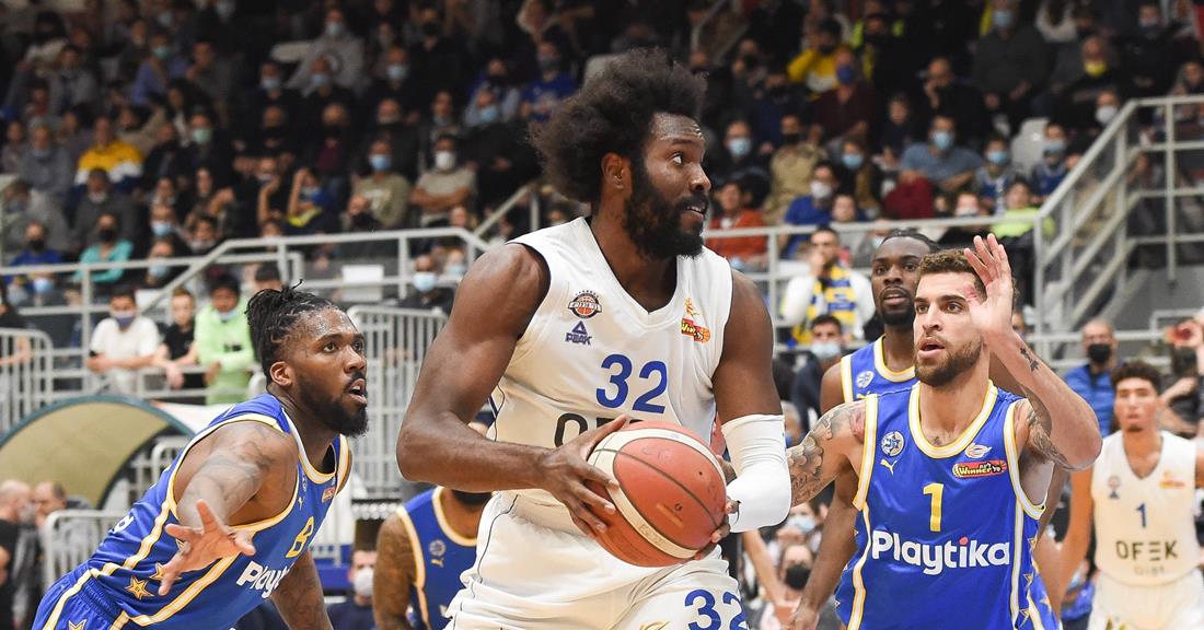 צפו: דומיננטיות מוחלטת של אונואקו בצבע