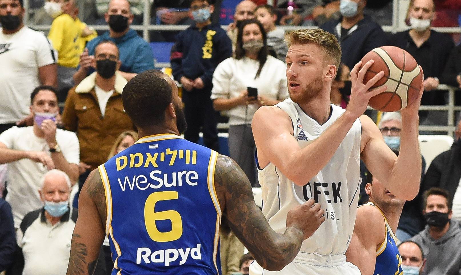 צפו: ואן וליט חזר לעצמו מול האלופה