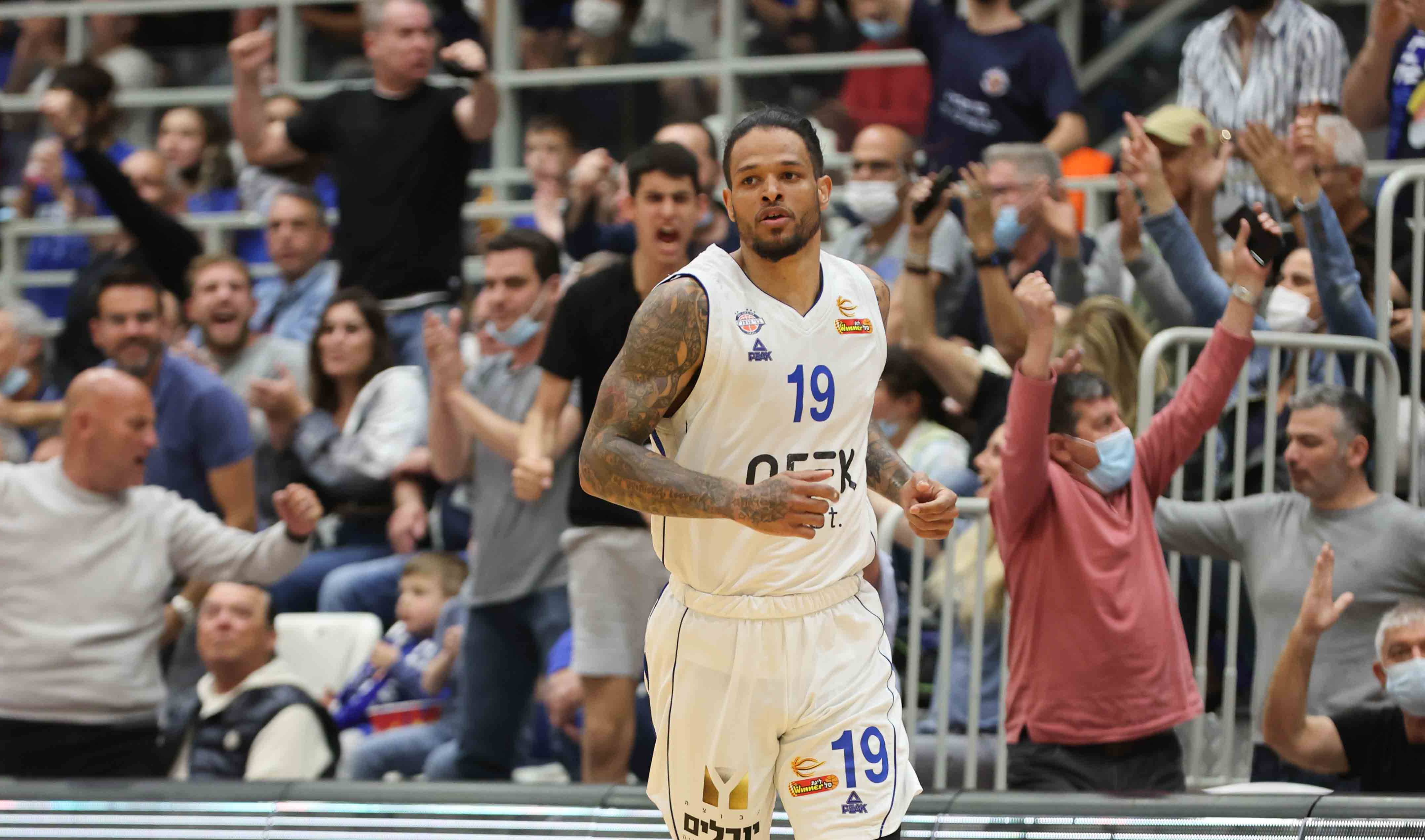 מצטיין פברואר-מרץ: כריס באב