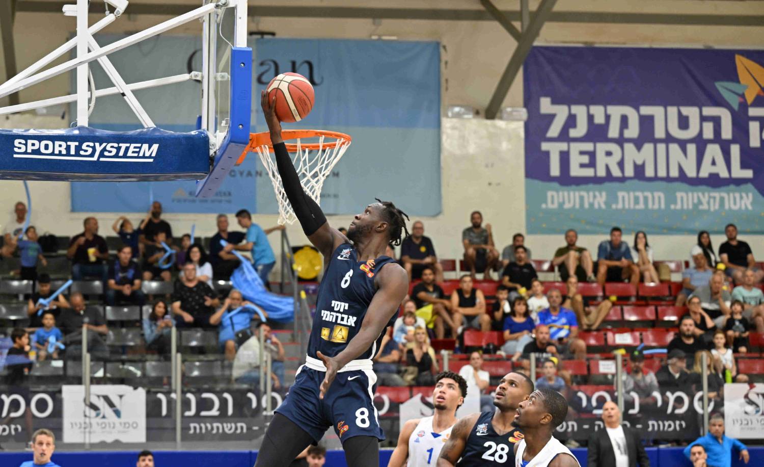 מנגוק מתיאנג חתם במכבי עירוני רמת גן