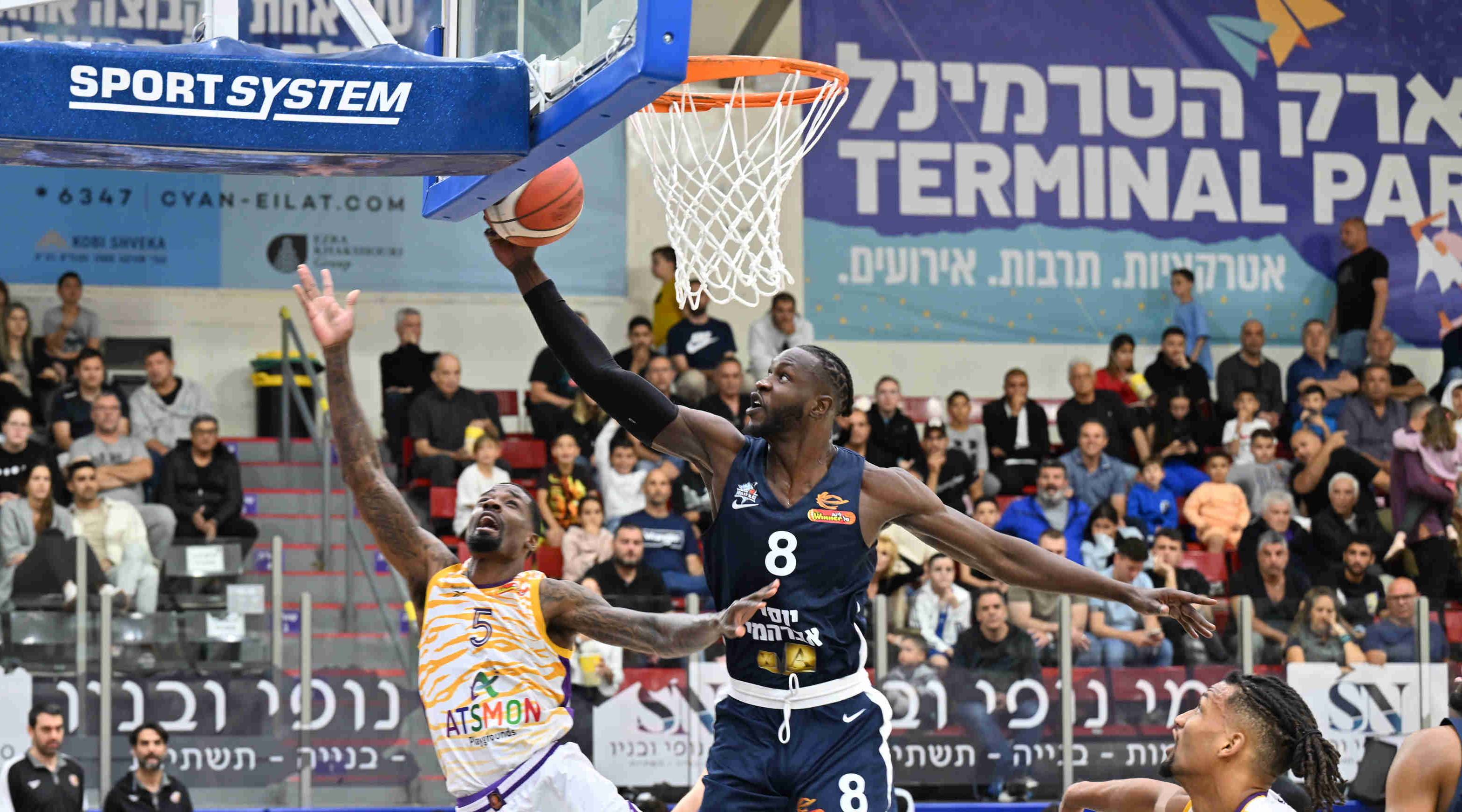 צפו: תצוגת ריב' היסטורית למנגוק מתיאנג