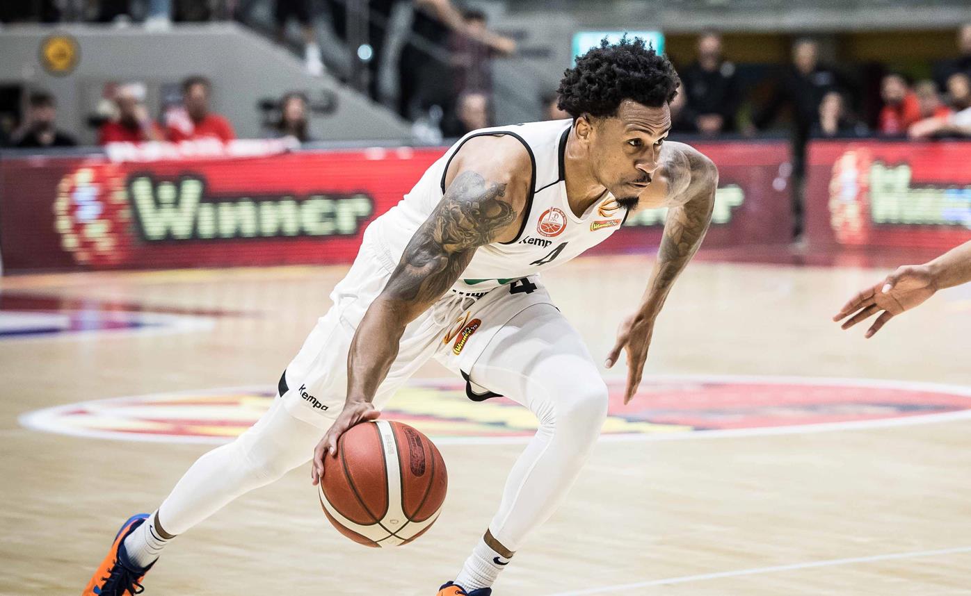 שחקן חודש ינואר: דייויד אפיאני