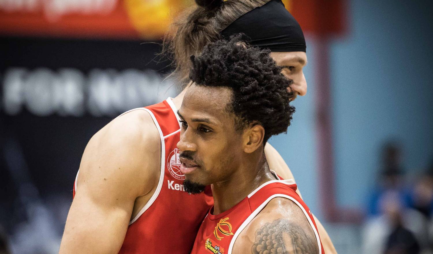 צפו: טופ 10 - השבוע של דייויד אפיאני