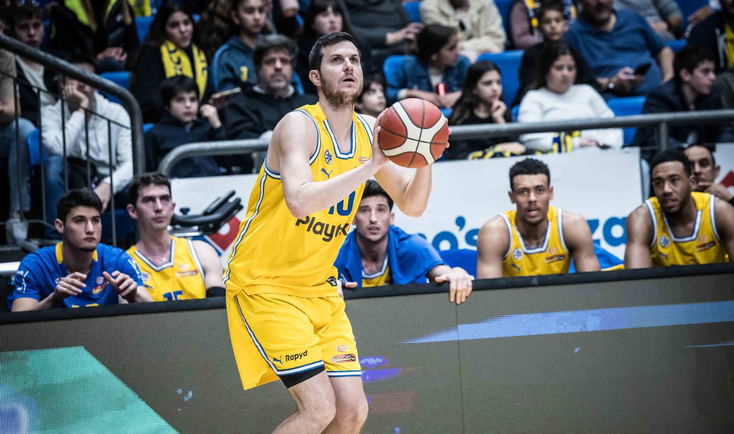 גיא פניני הודיע על פרישה מכדורסל