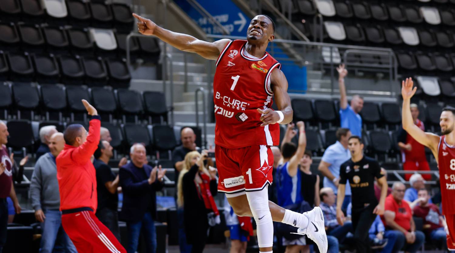 צפו: אנתוני היקי התעלה ברגע האמת