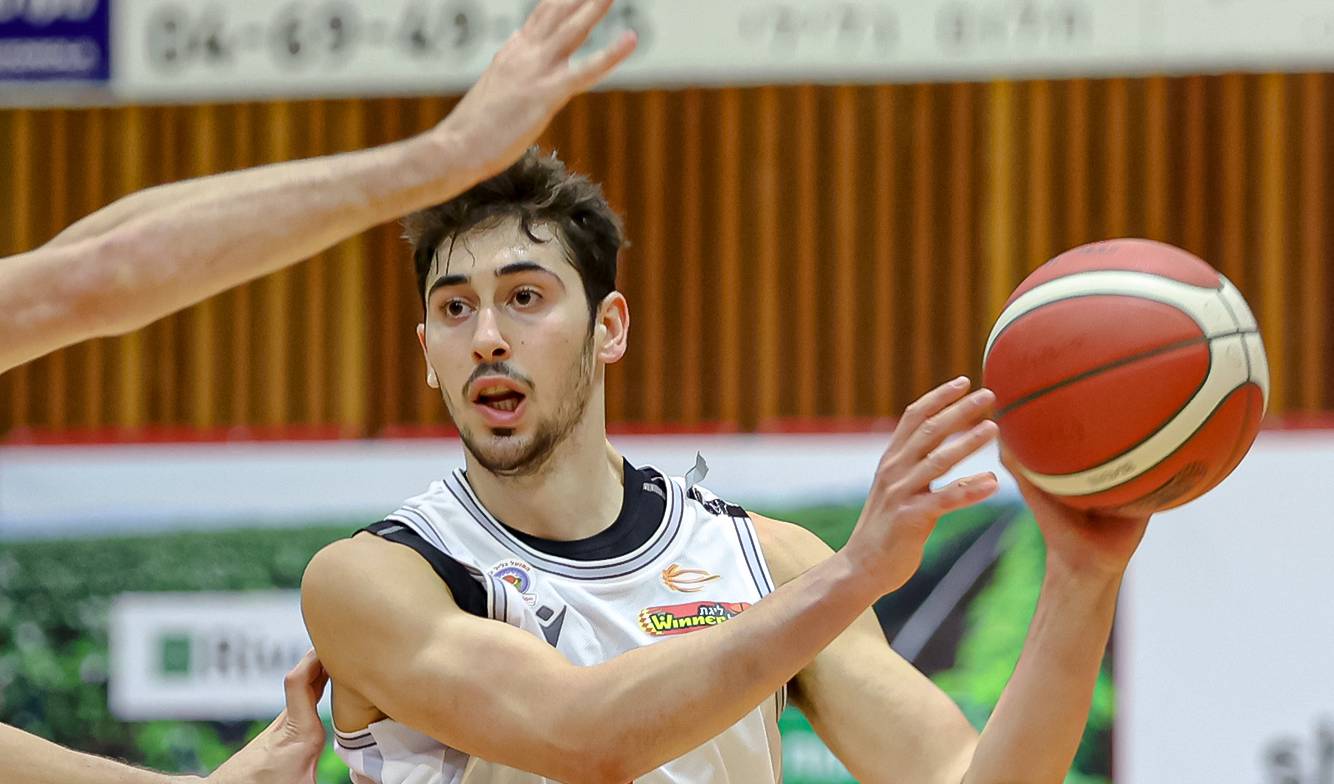 צפו: שיא קריירה חדש לאיתי מושקוביץ