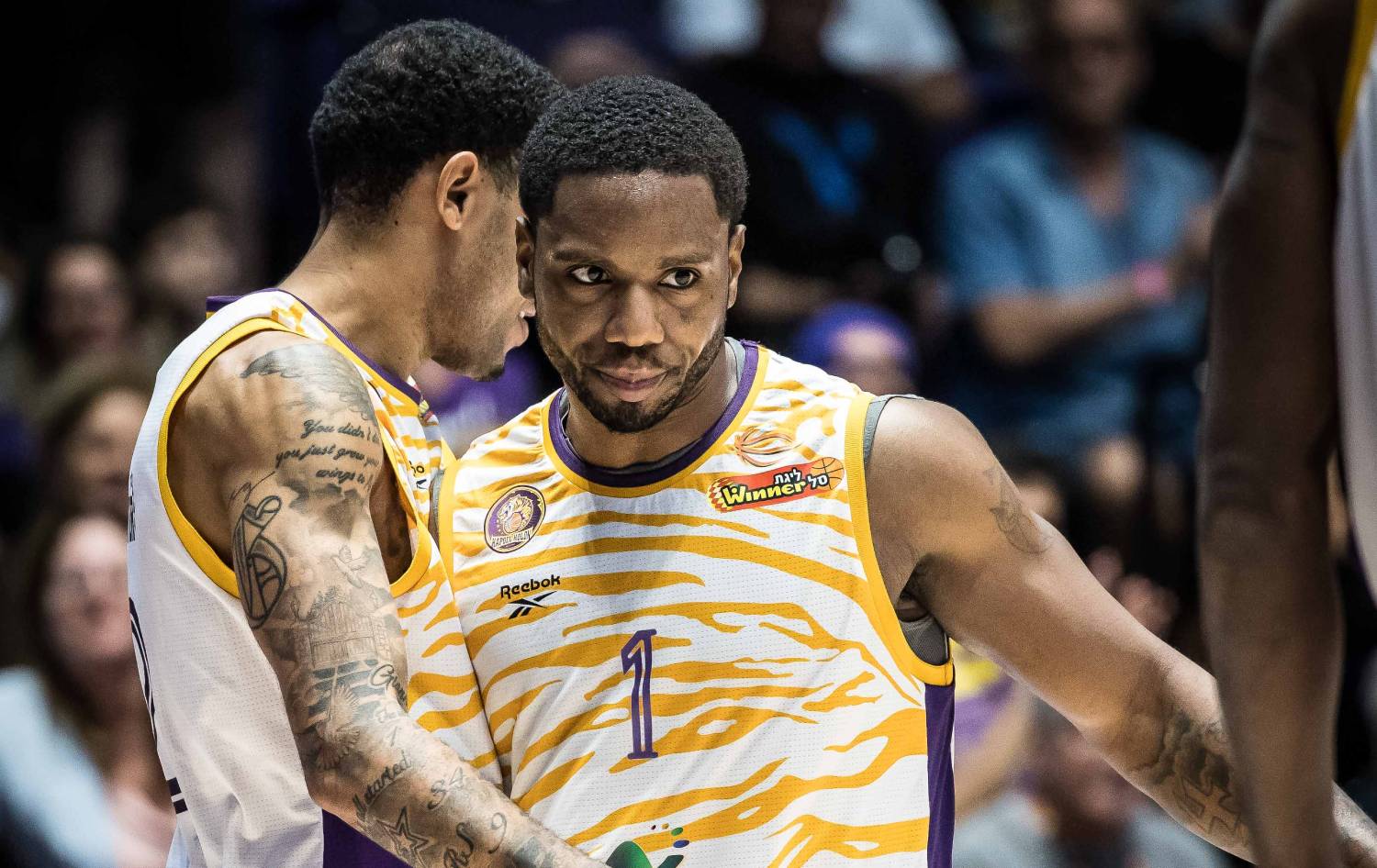 צפו: ג'ו רגלנד ניפץ עוד שיא מועדון בסגול