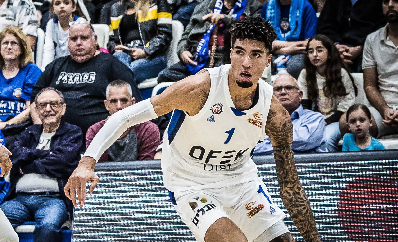 צפו: משחק החזרה של סנדי כהן