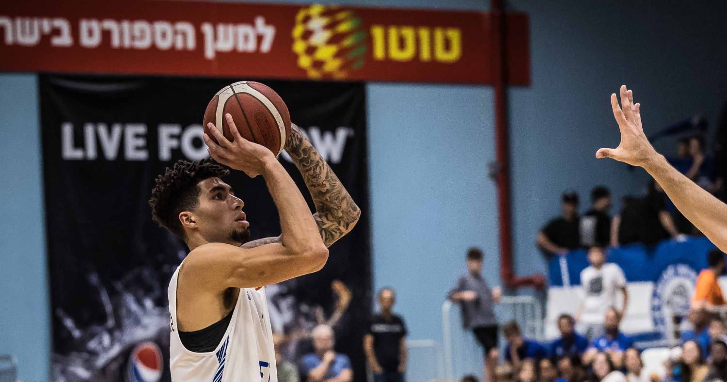 צפו: ערב קליעה מרשים לסנדי כהן