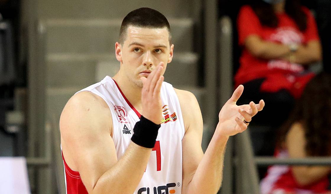 הפועל חיפה סימנה וי ראשון ברוממה