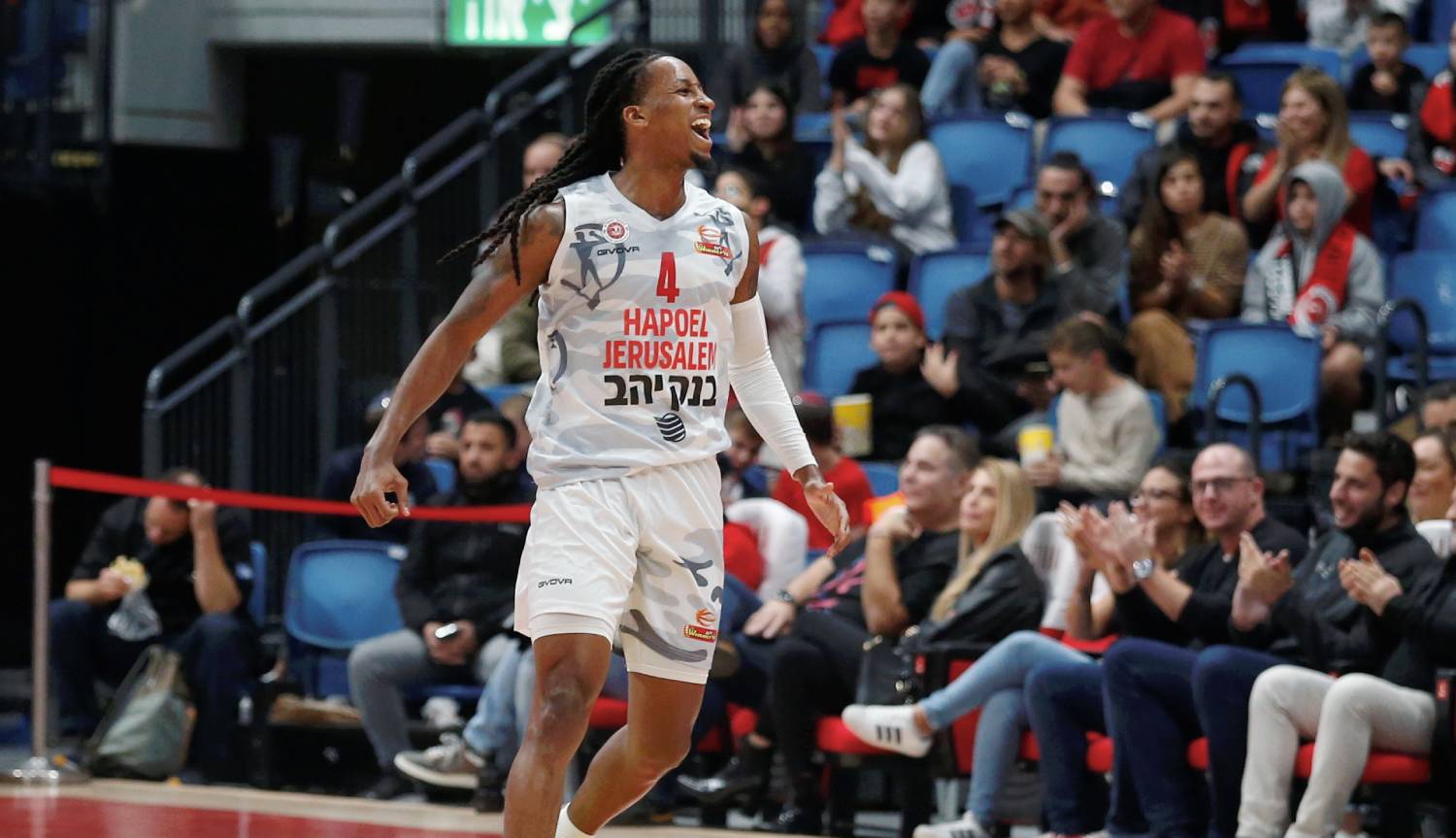 צפו: כמעט טריפל דאבל לספידי סמית'