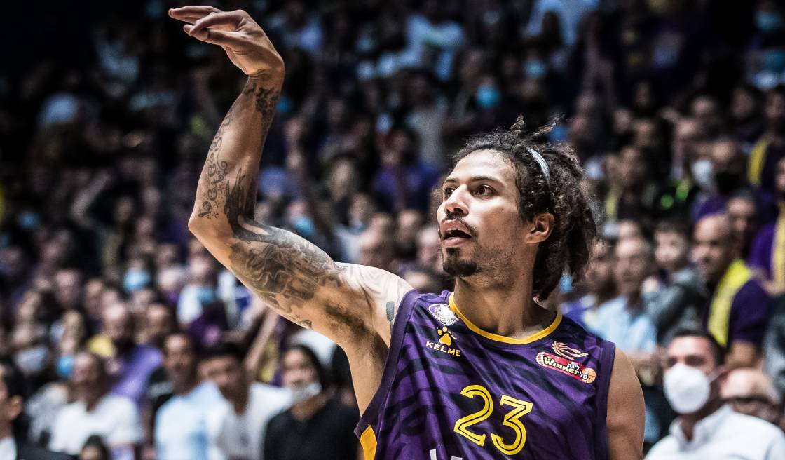 צפו: הרבע הרביעי הנפלא של סטיבן גריי