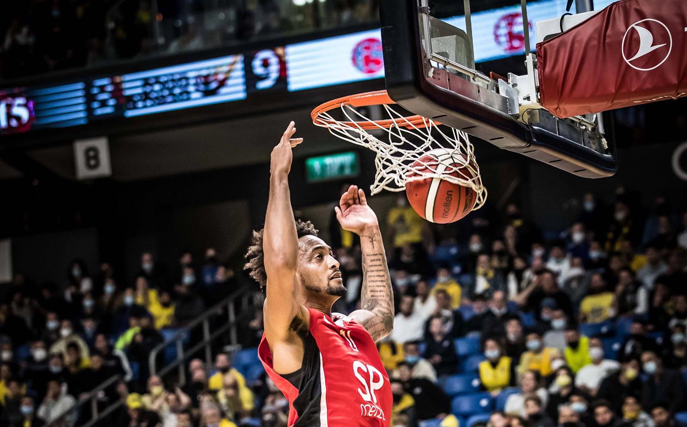 צפו: הופעה מרשימה לטוקוטו בדרבי