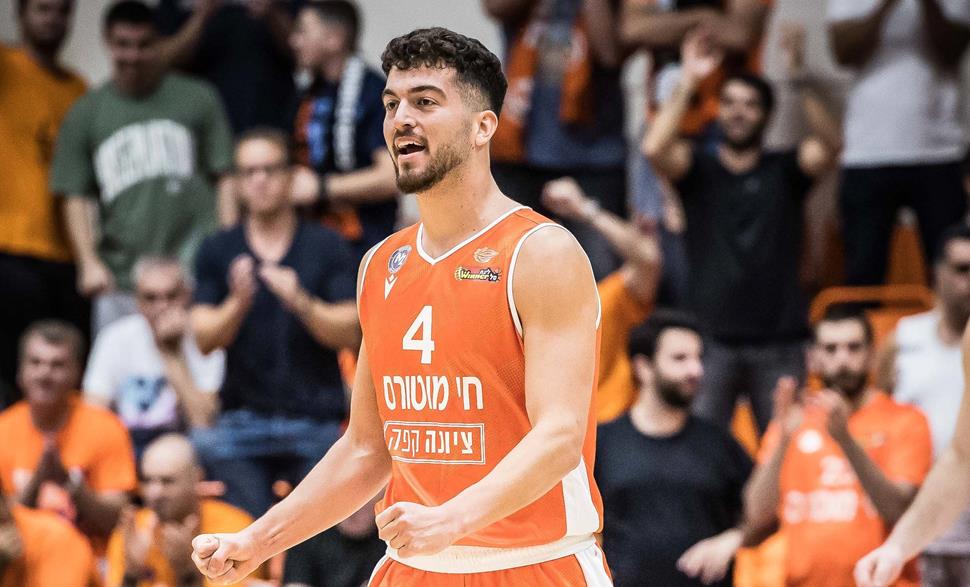 צפו: פתיחת עונה נהדרת לתומר לוינסון