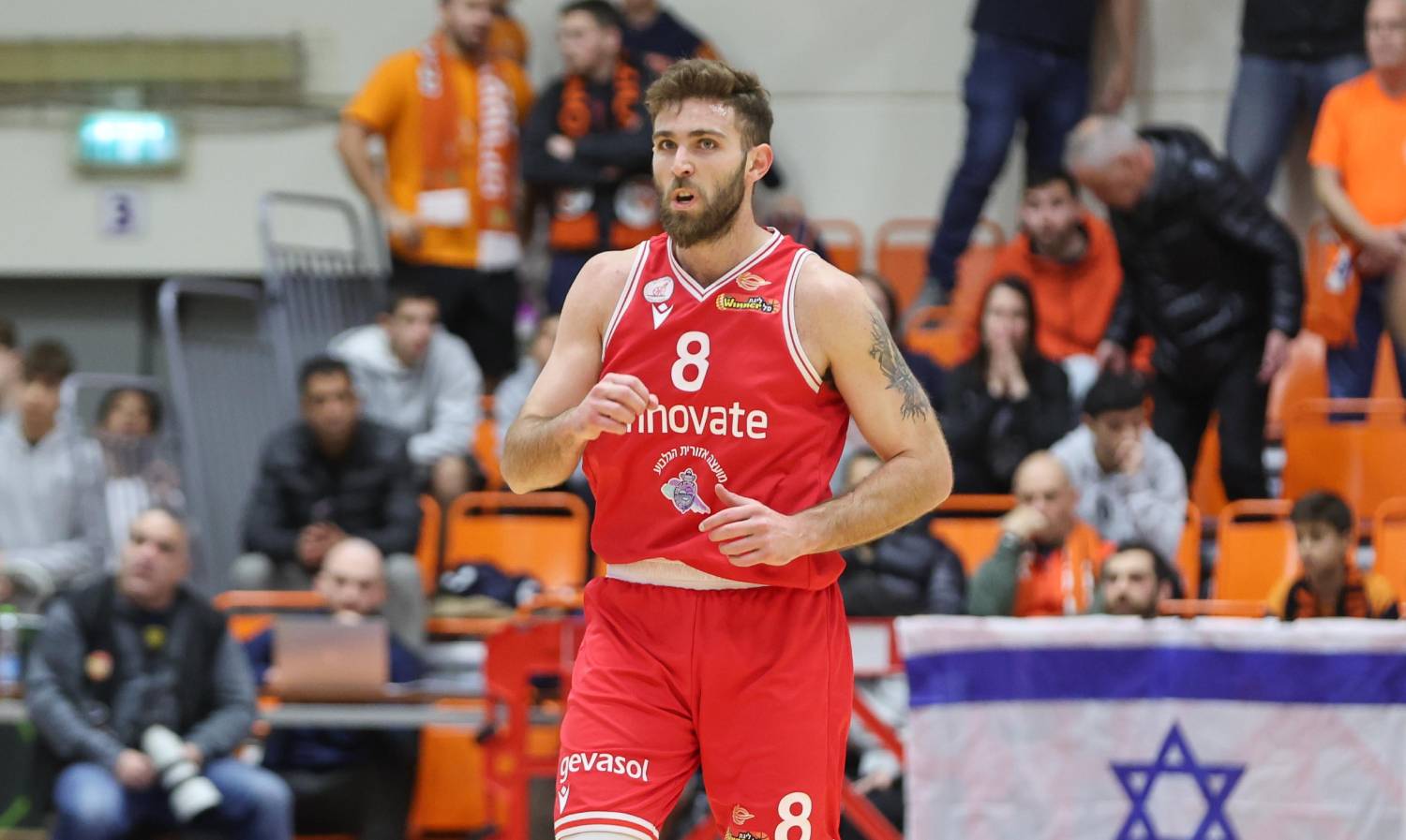 צפו: שיא קריירה בשלשות לצוף בן משה