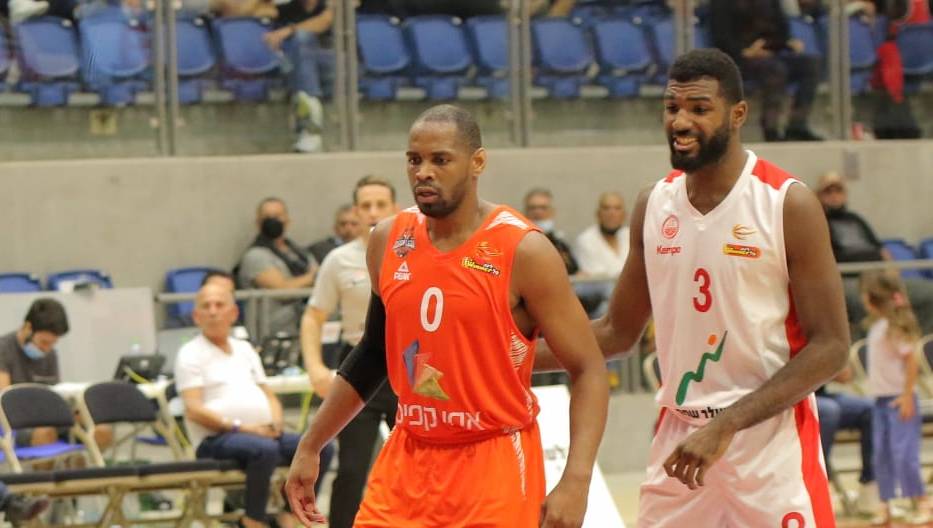 צפו: טו הולוואי הגיע חם למכבי ראשל"צ