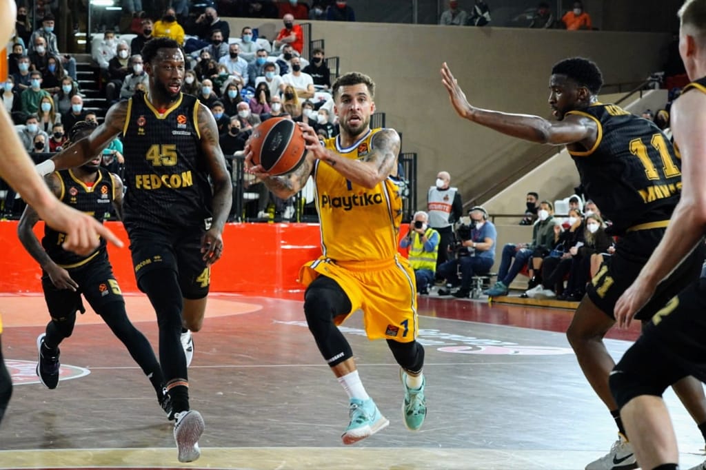 יורוליג: הפסד שמיני ברציפות לאלופה