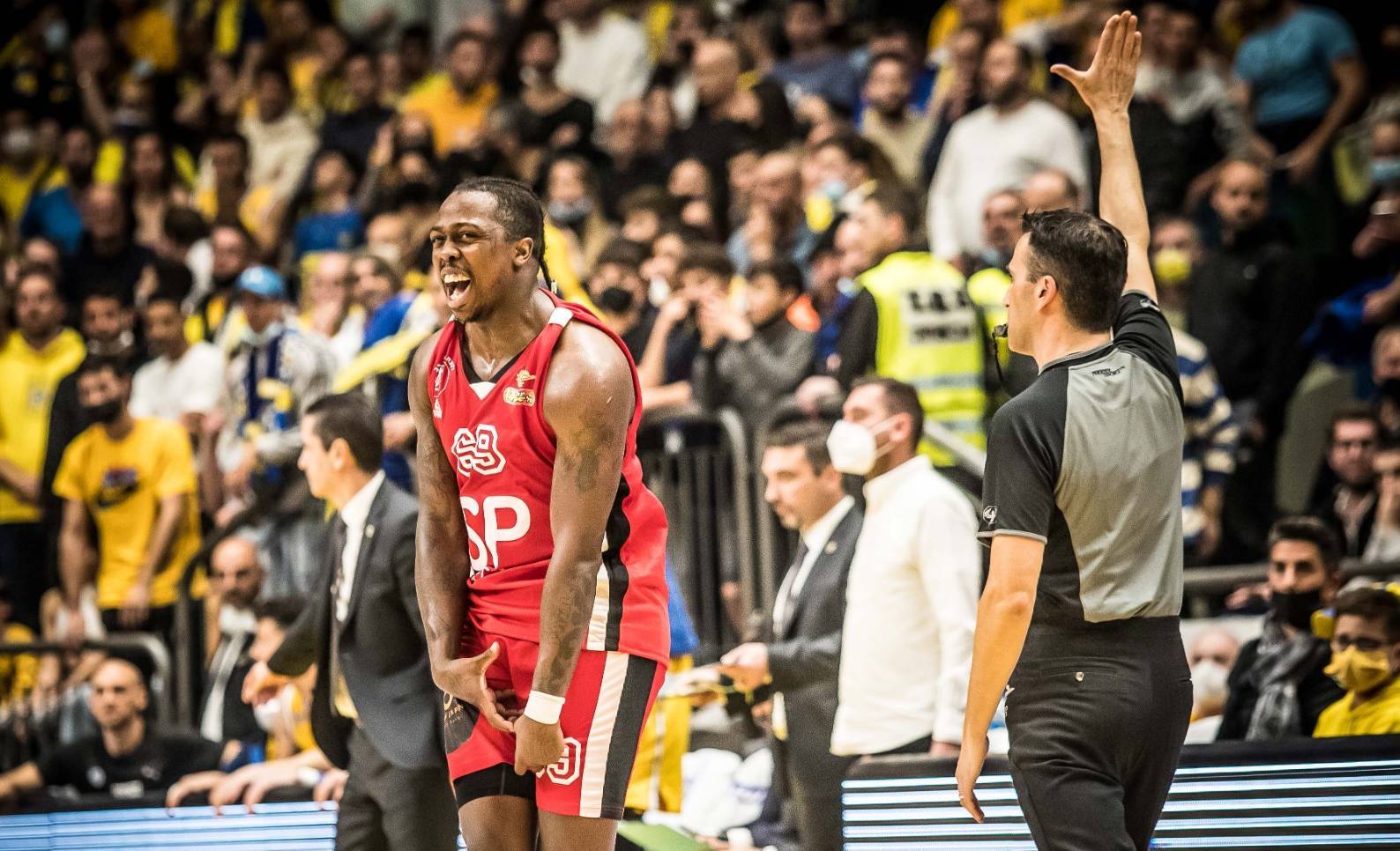 גמר גביע ראשון להפועל ת"א מאז 1994