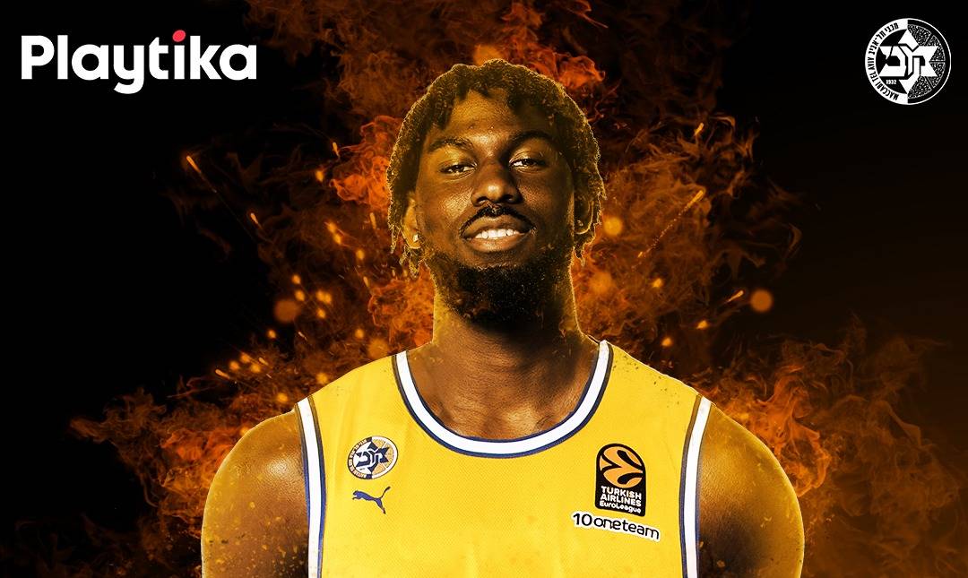 רכש ראשון למכבי ת"א: אלכס פוית'רס