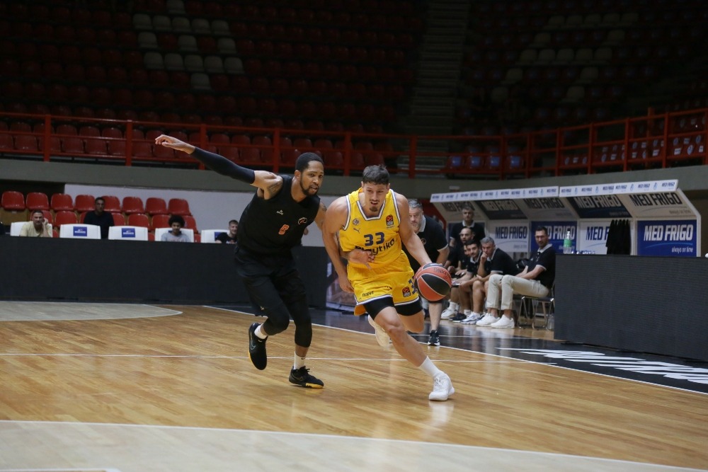 ניצחון בכורה למכבי ת"א בטרום העונה