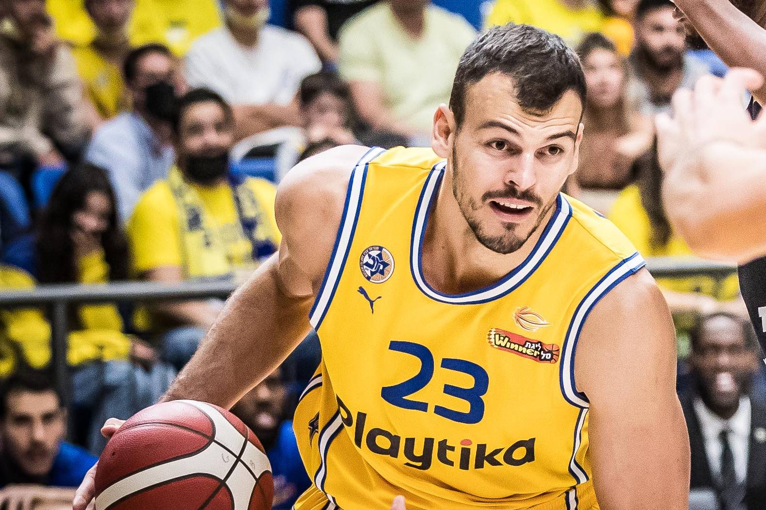 יורוליג: הצהובים הפסידו לאלופת אירופה