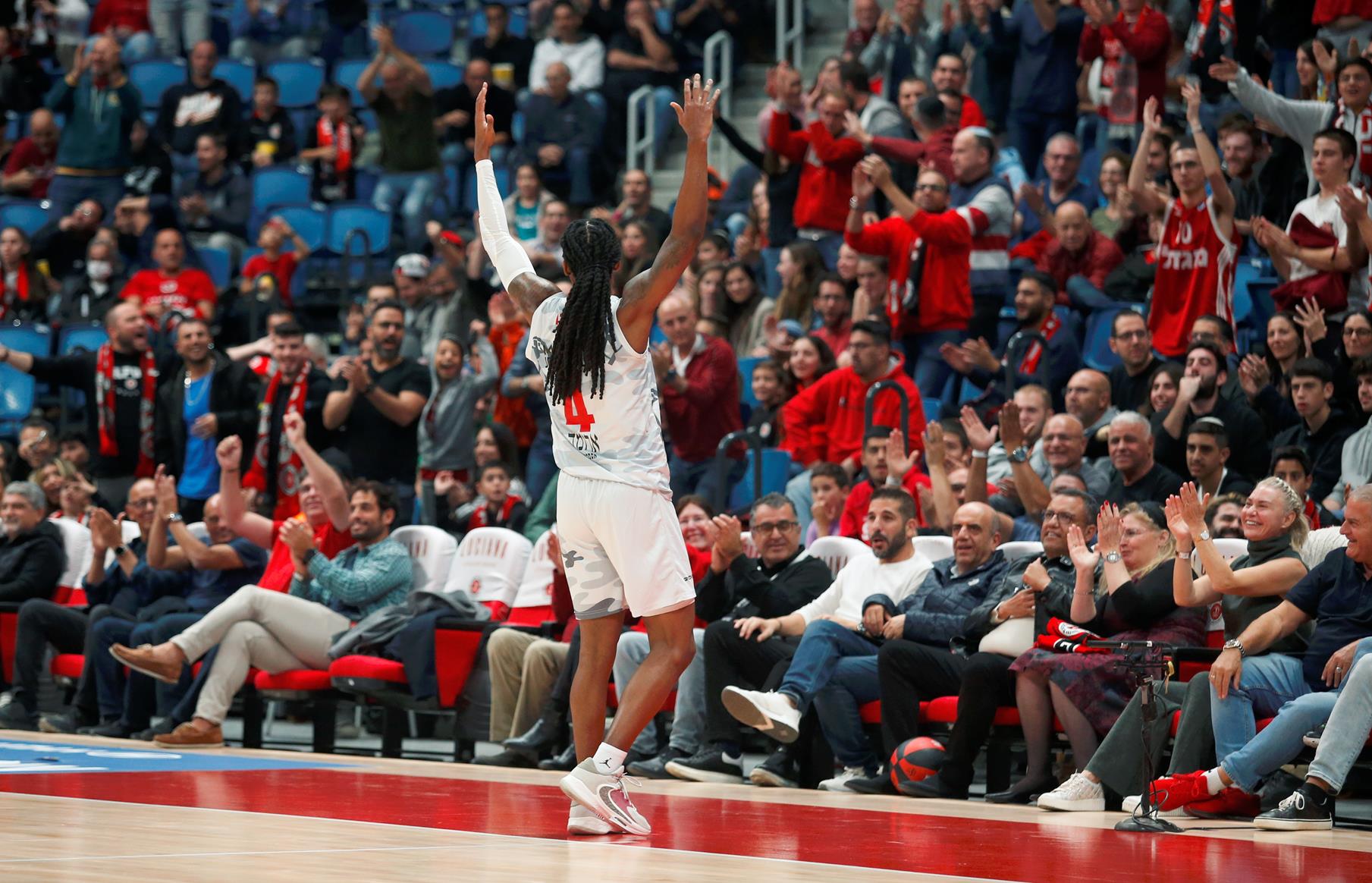 מצטיין המחזור השישי: ספידי סמית'