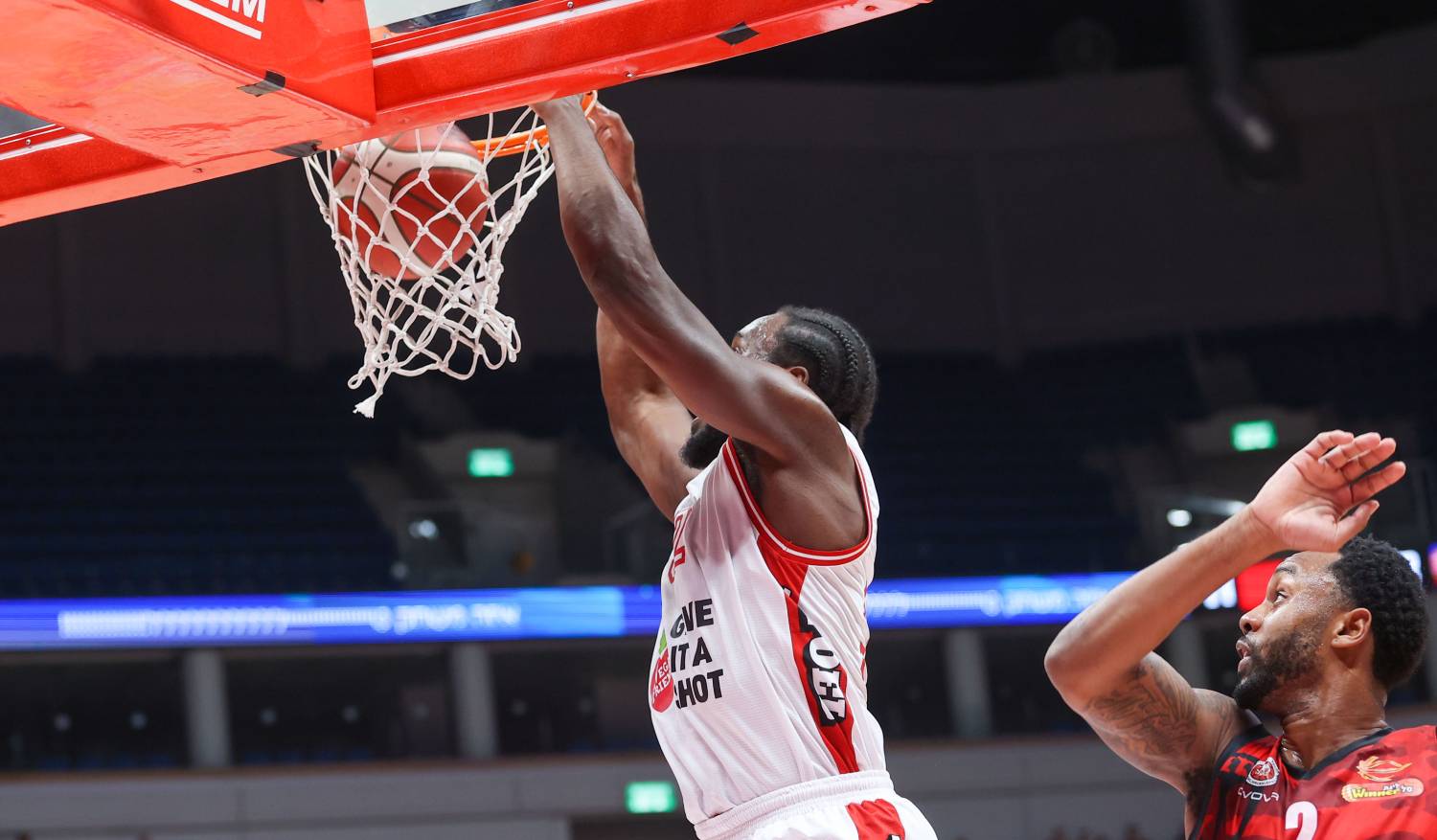 צפו: עוד הופעה דומיננטית של "הצ'יף"