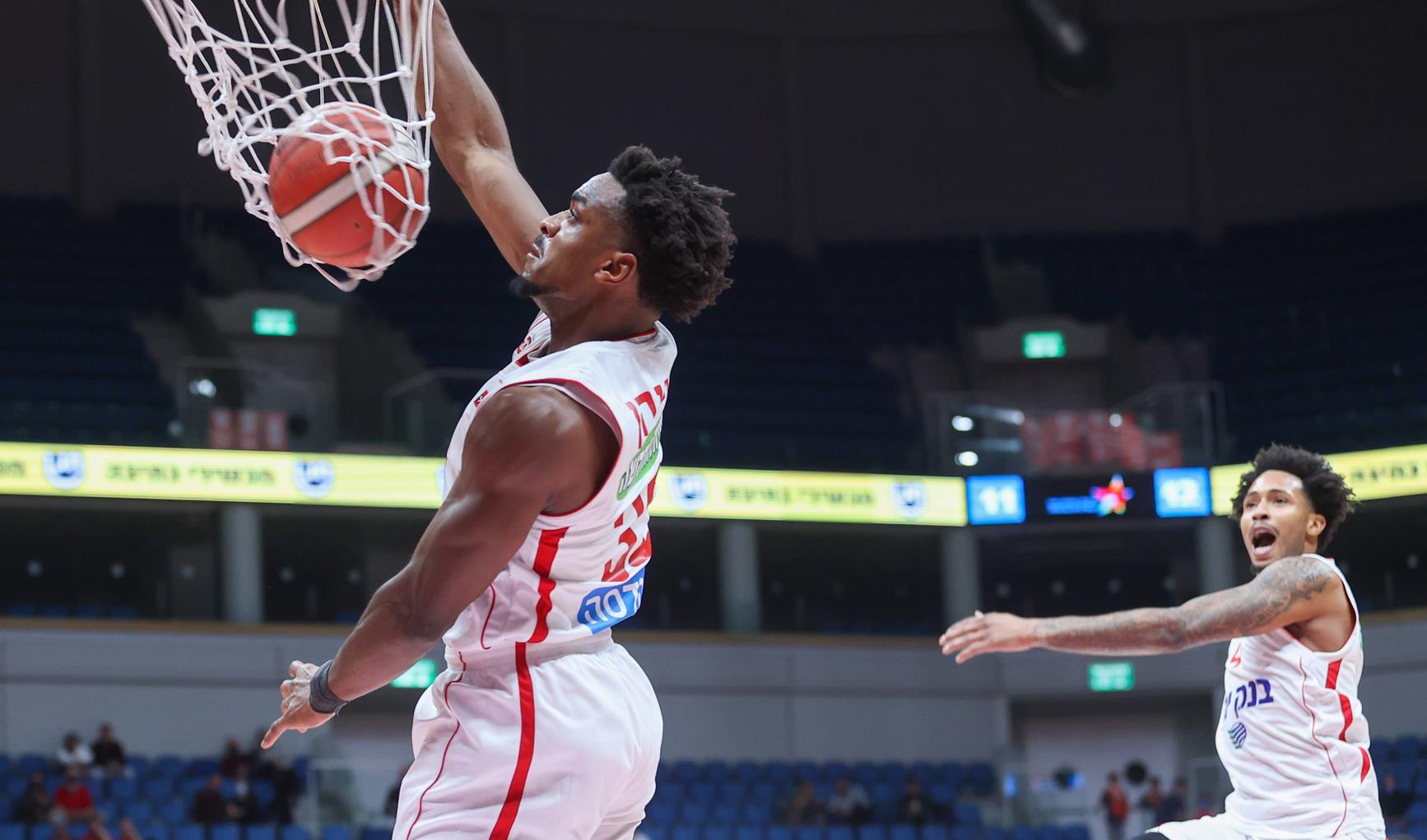 ירושלים חזרה מפיגור 14 לניצחון בית חשוב