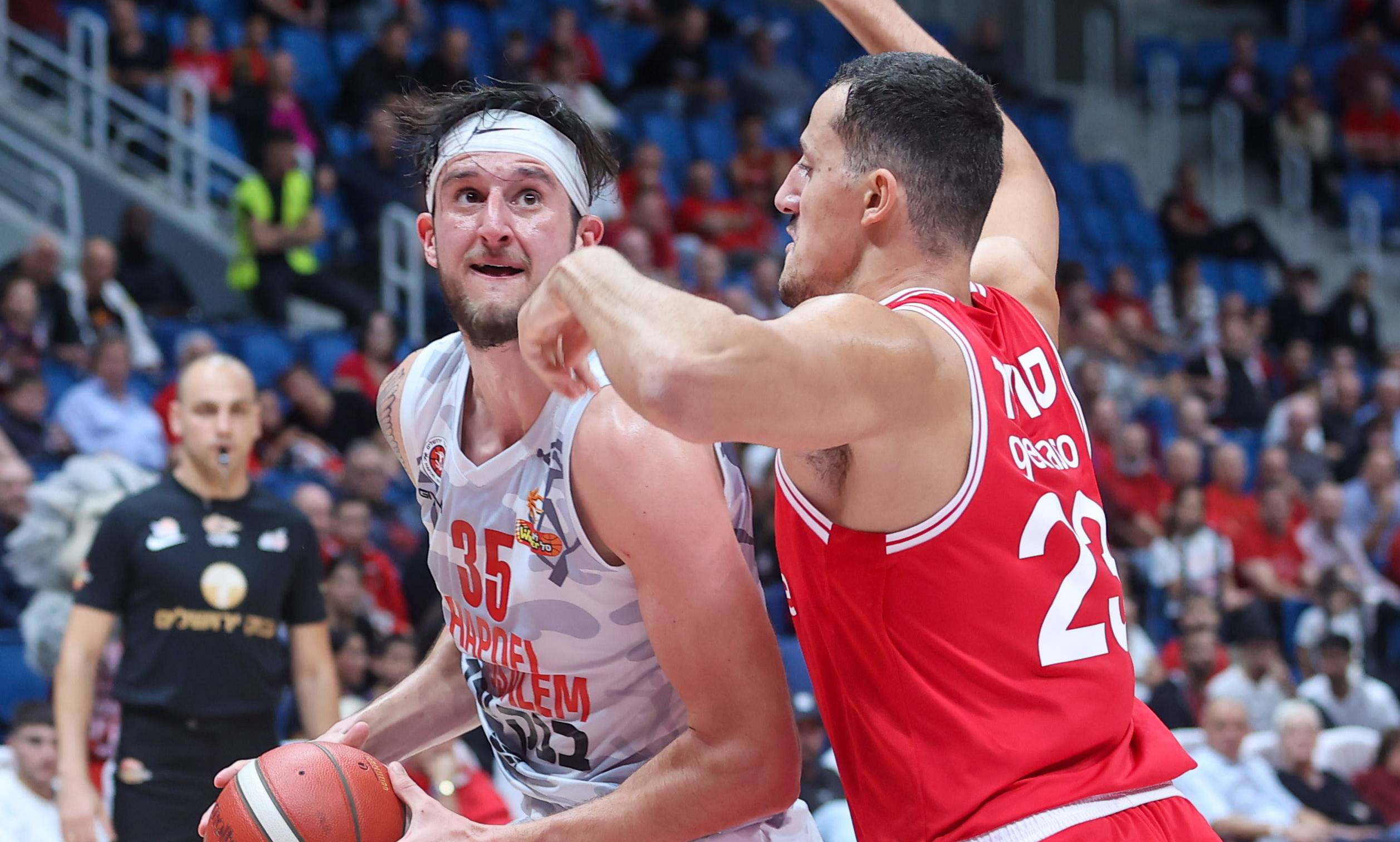 צפו: הנקינס השתלט על הצבע הירושלמי