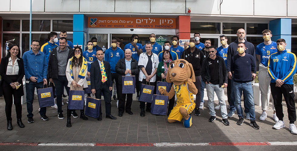 "יש לנו את הזכות לשמח את הילדים"