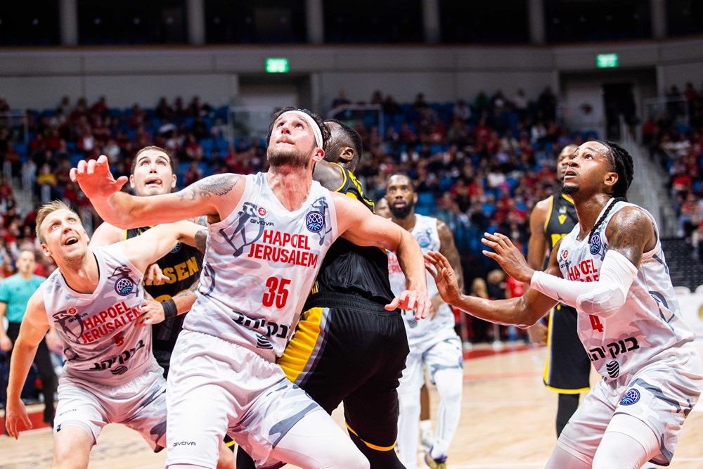 צ'מפיונס: הפסד ראשון להפועל ירושלים