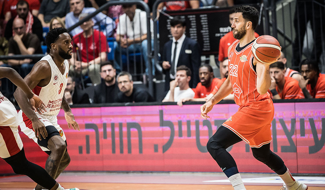 הערב: עוד מפגש לוהט בין שתי האדומות