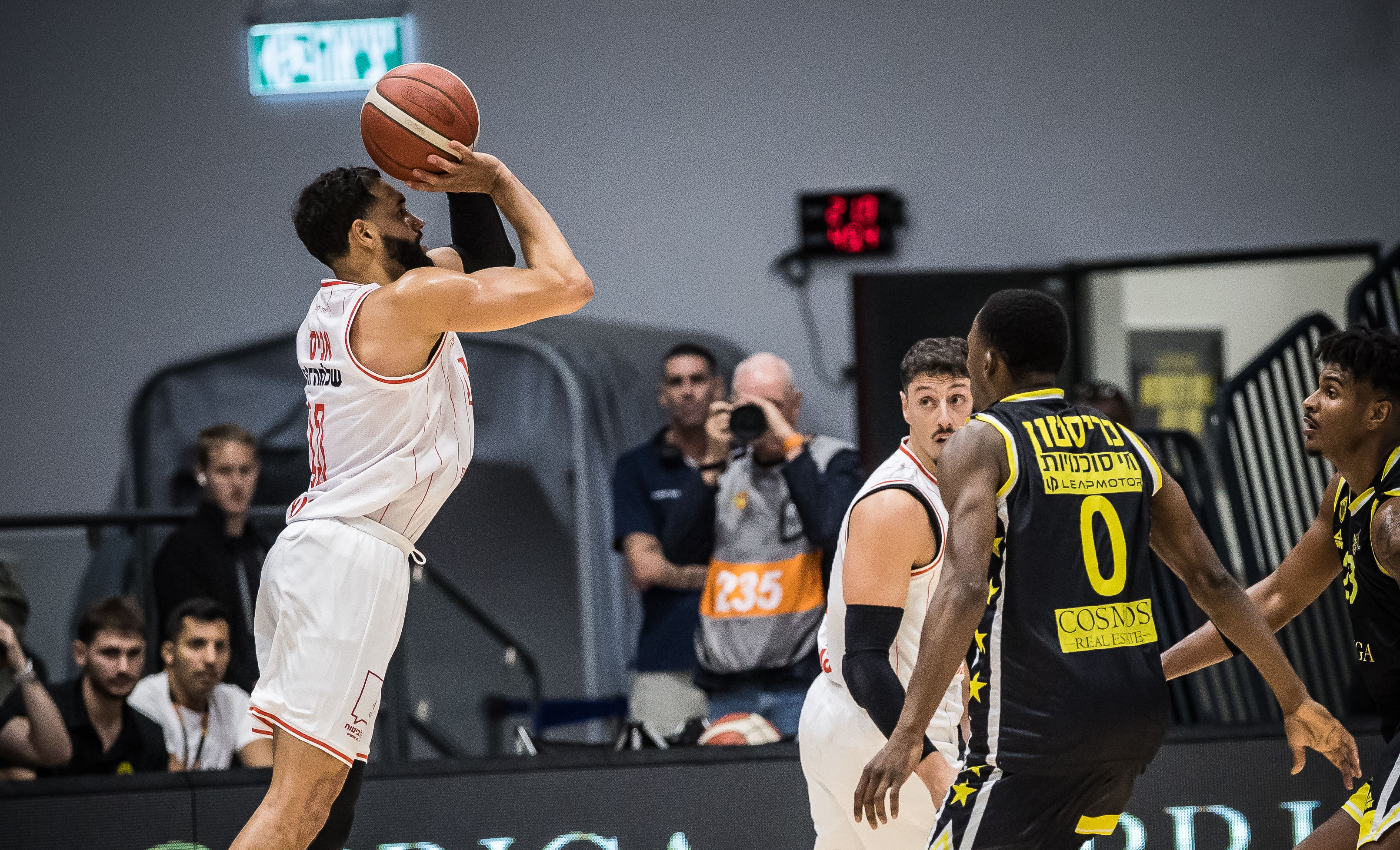 מחזור 7: אליצור נתניה – הפועל תל אביב 93:70