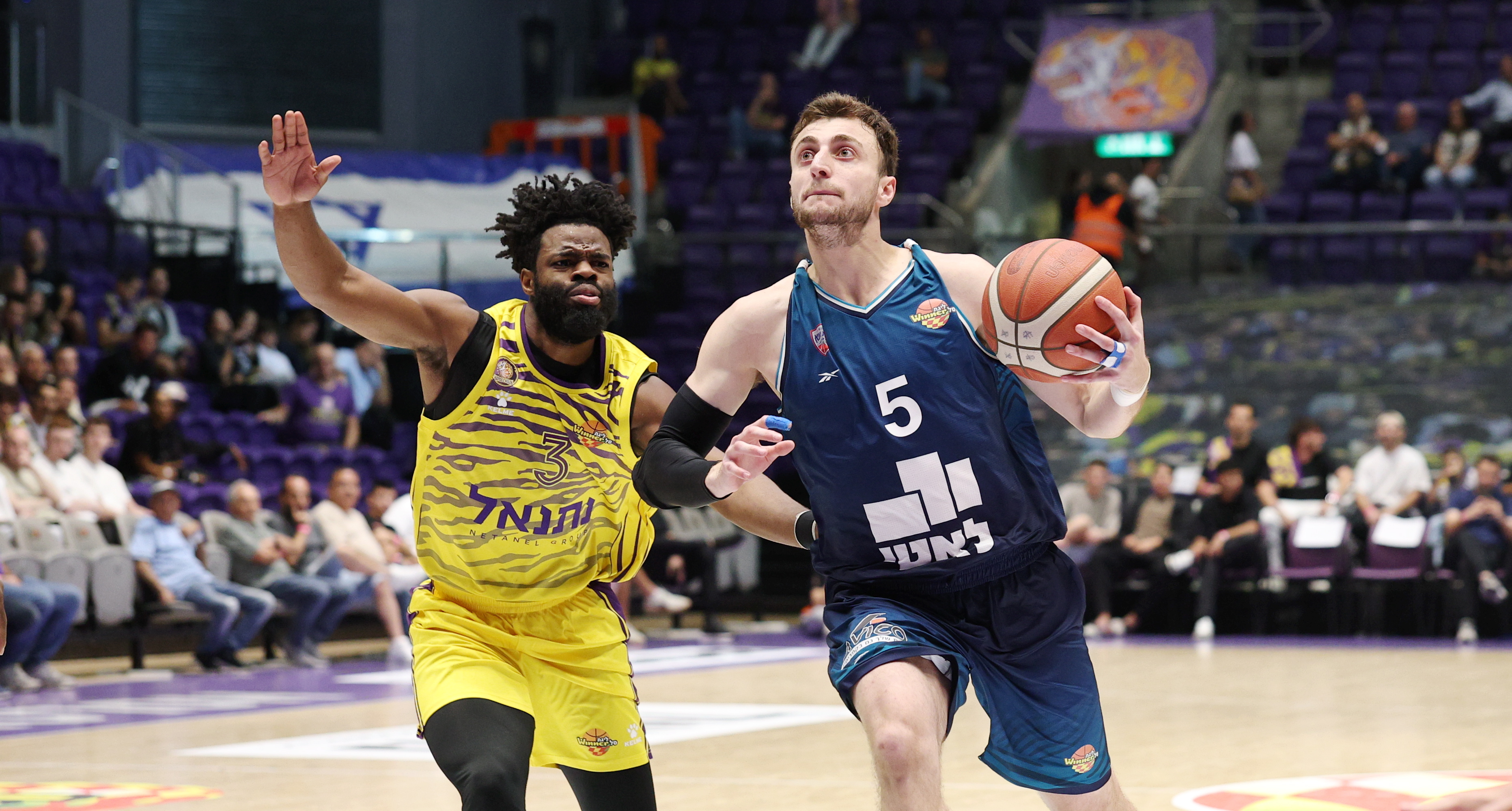 הערב: מי תשנה מומנטום באולם רמז?