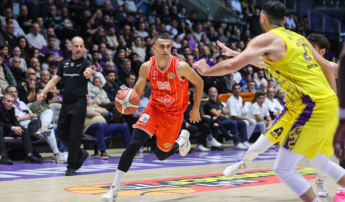 Round 11: Hapoel Holon - Hapoel Tel Aviv 60:114