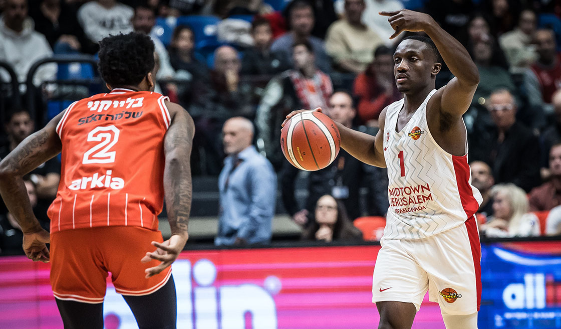 Round 5: Hapoel Tel Aviv - Hapoel Jerusalem 77:92