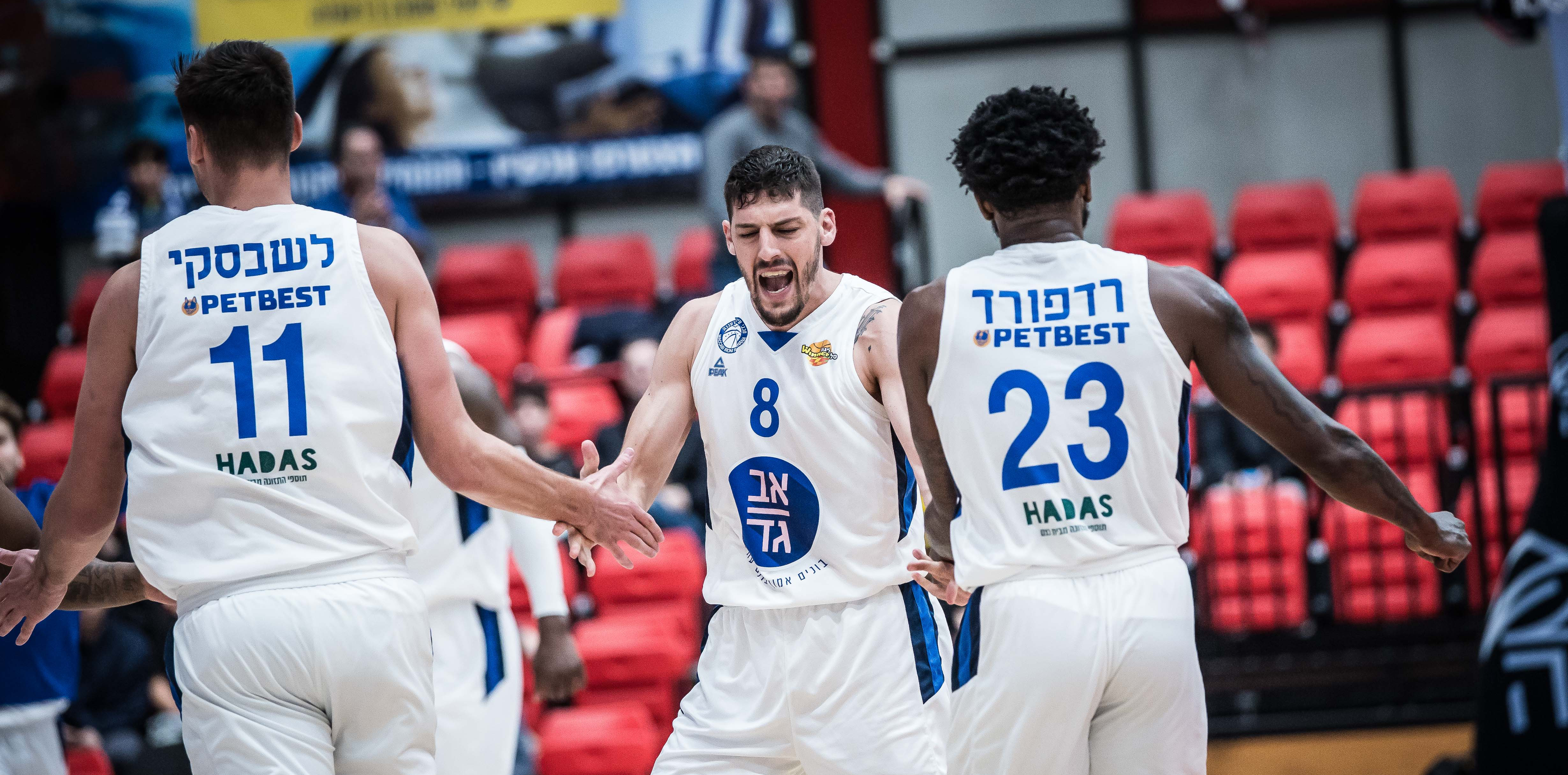 סגלוביץ וחניכיו קטעו את רצף ההפסדים